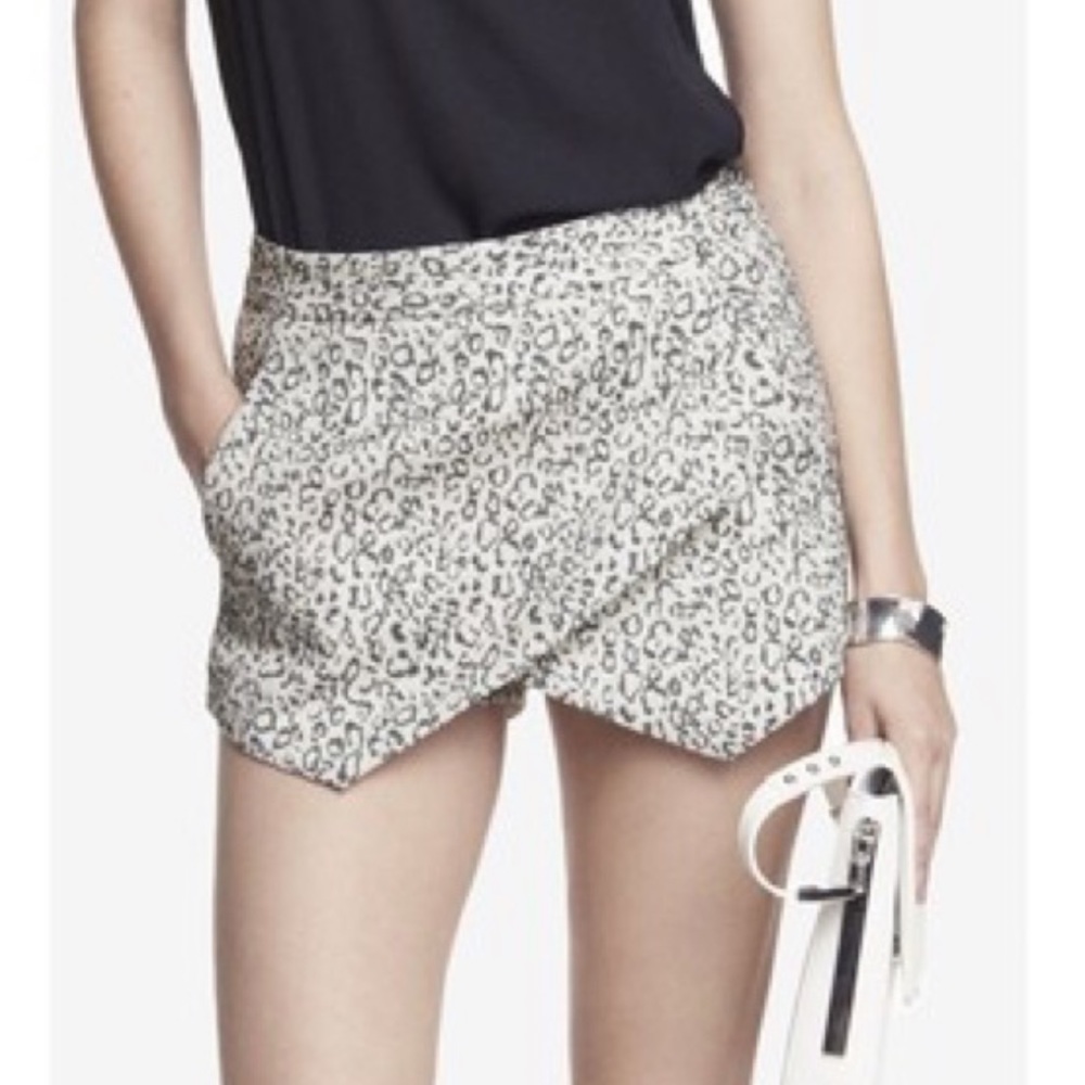 The cutest! Express skort. Size 2.